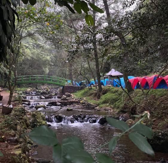 Tapian Ratu Camp Real Bukittinggi Exteriér fotografie
