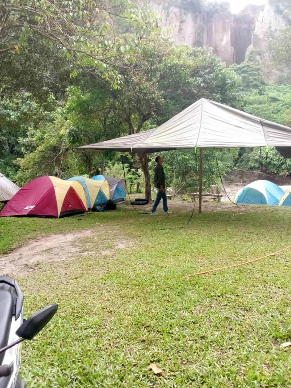 Tapian Ratu Camp Real Bukittinggi Exteriér fotografie