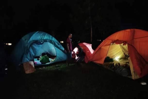 Tapian Ratu Camp Real Bukittinggi Exteriér fotografie